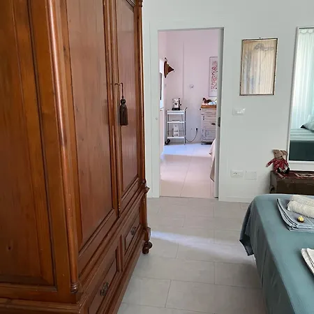 アパート Minevaganti